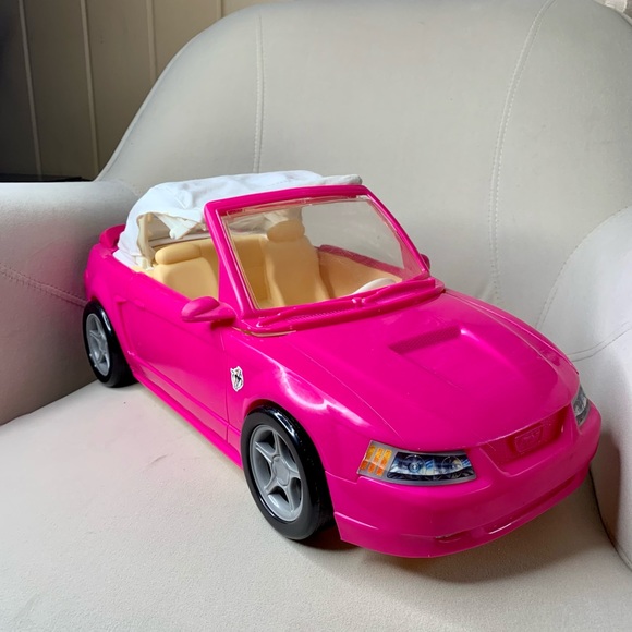 Vintage Barbie Bright Pink  Mustang Convertible - Picture 4 of 7